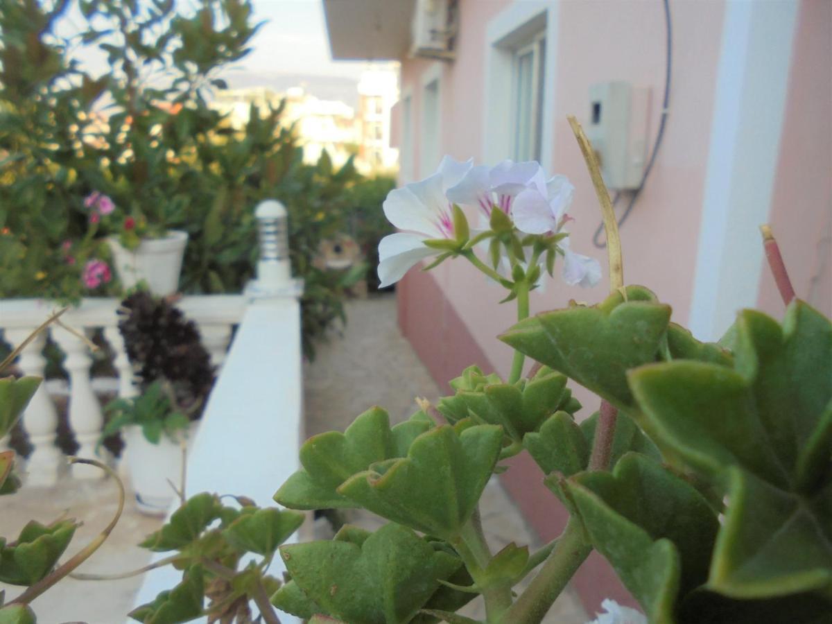 Vila Ori Εξαμίλιο Εξωτερικό φωτογραφία